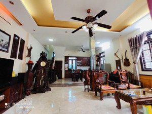 cực ngon! bán nhà pháo đài láng, ngõ to rộng thoáng. ô tô gần, 2 mặt thoáng, 40m2, 6 tầng