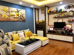 chính chủ bán căn góc 3 ngủ 111m2 tại cc trung yên 1 số 58a trung kinh, ban công đn sổ đỏ full đồ