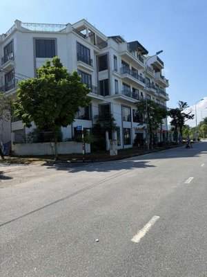 chính chủ bán 34.2 m2 tđc trâu quỳ, giá 7.5 tỷ - liên hệ 