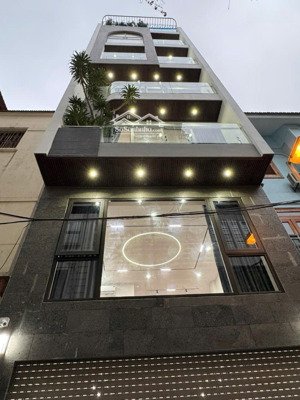 xem ngay! phân lô hoàng cầu, 45 chỗ đỗ cửa nhà, ngõ thông tứ tung, vỉa hè 3m, gara ô tô, 68m2*6t,tm