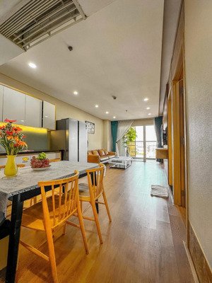 cần bán căn hộ fhome 2 phòng ngủ full đầy đủ nội thất- sổ lâu dài