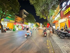 bán nhà mặt tiền đường phan đăng lưu, p. 1, phú nhuận, dt: 9.5 x 26m vuông đẹp hđ thuê 200 triệu