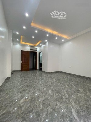 hot! bán nhà hoàng quốc việt-cầu giấy-ô tô-gần phố-ngõ thông-45m2 -6tầng thang máy-mt 4.5m-18.5 tỷ