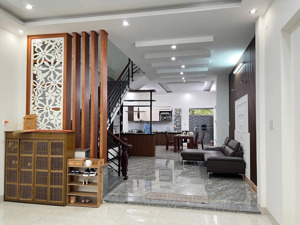 bán nhà 3 tầng hướng đông nam sổ hồng kđt phước long a - gần sungruop