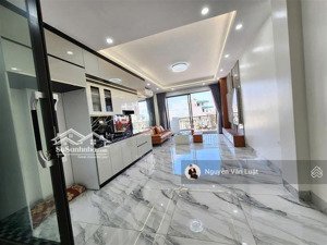 ngoại giao đoàn 60m2 ,6 tầng nhà mới kinh doanh ô tô tránh ,vào nhà, thang máy, 3 thoáng,giá 18 tỷ