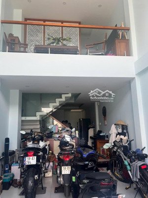 nhà đẹp 1trệt 3 lầu 4pn 5wc, hẻm 68 bưng ông thoàn, p.phú hữu, tp thủ đức giá 7,7 tỷ lh 