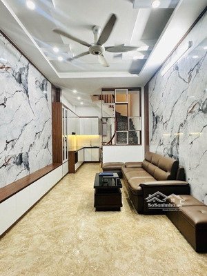 bán nhà xuân đỉnh, xuân la, 36m2 chỉ 8.x tỷ , dân xây, ô tô đỗ , 1 nhà ra phố, full nội thất xịn