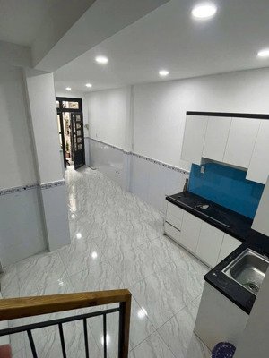 bán nhà hẻm đẹp đường âu cơ, phường phú trung, quận tân phú giá 2,99tỷ