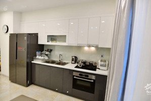 chính chủ cần bán căn hộ chung cư soho riverview 2pn - 2wc, 62m2, giá 2 tỷ 35