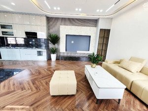 bán nhà thang máy full nội thất nguyễn sơn long biên sát trường gia thụy chỉ 11 tỷ