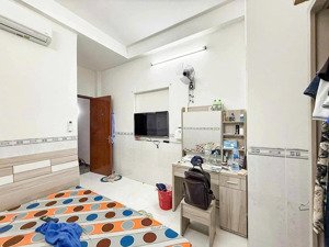 6 tầng - thành thái, q10 - chỉ nhỉnh 10 tỷ - cn đủ 43,5m2