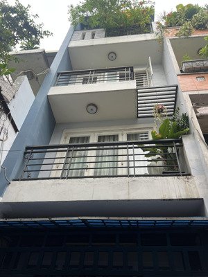 cần bán nhanh nhà riêng tại p4 , q3 , hcm 4 tầng hxh thông, giá chỉ 8,3 tỷ