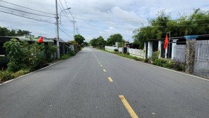 kẹt tiền nên bán lô đất thổ cư mt đường nhựa dt 100m2 giá siêu hời 1tỷ