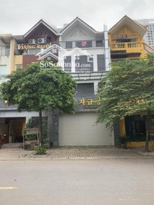 cho thuê mbkd nguyễn lương bằng,dt:80m2*4tầng,mt:5m,giá thuê 40tr/tháng,thông sàn vào kd được luôn