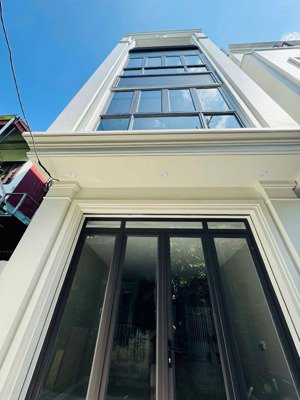 nhà 4 tầng xây độc lập nội thất khép kín giáp mặt đường lớn chợ hàng - hồ sen