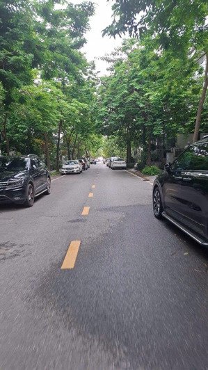 bán bt đẹp ở ciputra hà nội, lô góc giá siêu hời 240 tỷ, diện tích 680m2- 