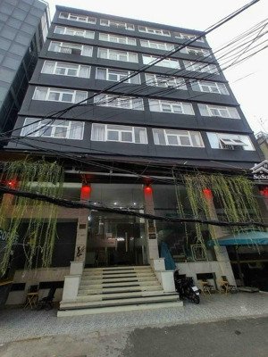 ngộp bank bán gấp! bán chdv khan hiếm nơ trang long - dt: 11x50m hầm 7t hđt: 500tr/th giá 59 tỷ tl