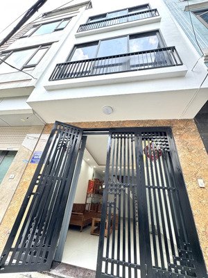 chính chủ cho thuê nhà nguyên căn tại phố nhật tảo chỉ 8tr/ tháng