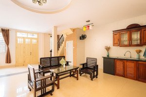 bán nhà hoàng mai 46m ô tô đỗ cổng nhà 5 tầng giá rẻ 7 tỷ hơn