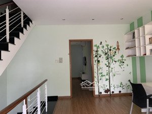 bán gấp nhà riêng tại mega ruby, 10,5 tỷ -12,5 - 17,8 tỷ nhiều lựa chọn