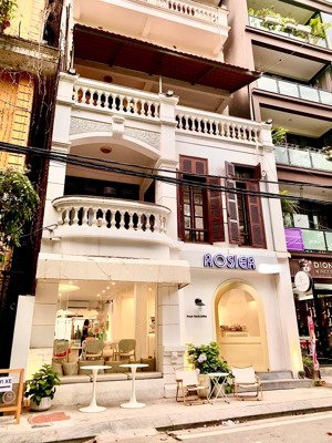 bán mp linh lang mặt tiền 7m - 85m x 5t, giá 64,8tỷ dòng tiền 700tr/năm