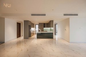 bán căn hộ đã có sổ hồng cc ngay quận 5-ngay quận 1. nhà mới bàn giao 100%. 155m2 góc 2 view quận 1