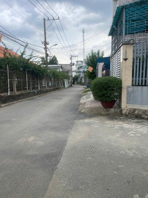 đất 61.5m² (4x15.5 vuông, shr) đường 963 nguyễn duy trinh, p. phú hữu, q9 cũ. chỉ 4ty250