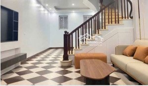 bán nhà lý thái tổ, p quang trung, 60m2, oto chánh, mặt tiền rộng, 4ty2