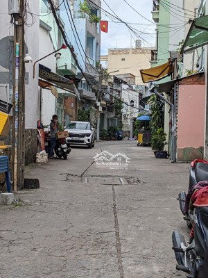 bán nhà 5 tầng, gần kdl đầm sen, quận 11, 43m2, hẻm 4m, chỉ 7.x tỷ