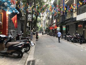 giá đầu tư nhỉnh 270tr/m2 bán nhà thái hà dt 95m2, mt 4.5m, ô tô tránh, kinh doanh sầm uất