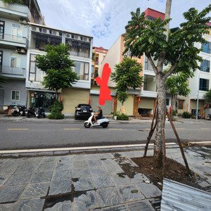 bán mặt phố mới ngọc thuỵ - khai sơn diện tích: 36m² - 2 mặt tiền.