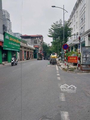 bán nhà mặt phố 45m .tại tây hồ