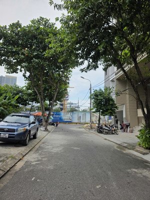 bán nhà 1 tầng lửng đường an cư 7 sát hồ nghinh, gần biển phạm văn đồng