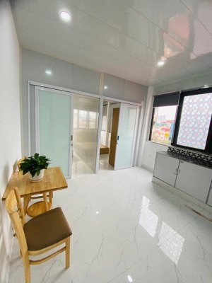 cho thuê cc mini tại ngõ 143 đường quan hoa, dịch vọng, cầu giấy, giá cực chất 7,5 triệu, 60 m2