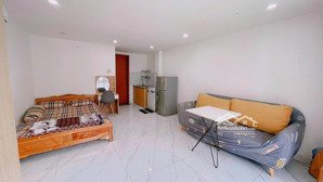 phòng trọ full nội thất - có bancol gần đại học văn hiến