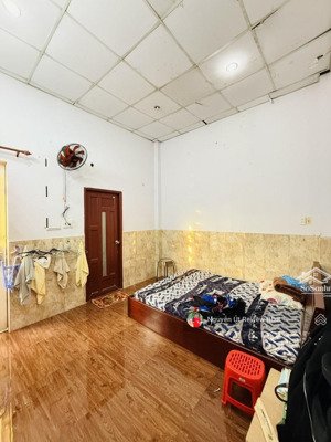 nhà 3 tầng lê văn quới, hẻm 8m, 4.1x16m, ở ngay, 7.5 tỷ