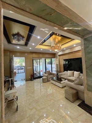 bán nhà 7 tầng thang máy vip phố thái thịnh, diện tích 75m2, full nt. đường ô tô tránh, kd tốt.