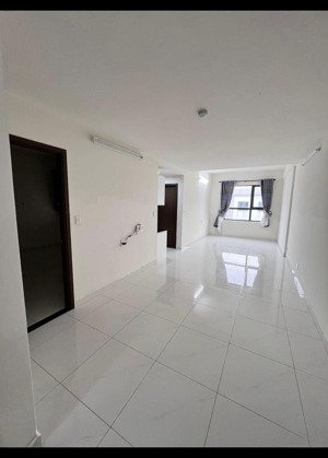 green river nhận nhà mới 100% căn hộ 70m2 2 phòng ngủ view đông nam cực mát