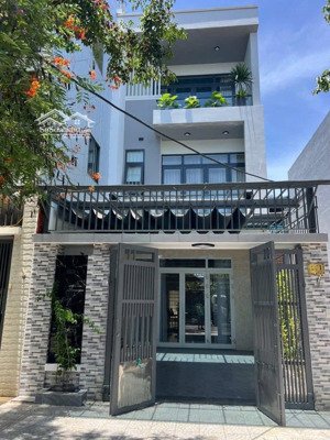 chủ đi nước ngoài bán gấp! nhà 3 tầng đỗ xuân hợp, 74m2, hẻm 5m ô tô tránh. chỉ 7 tỷ