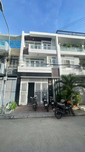 chủ gấp bán! nhà 4 tầng dương đình hội, 82m2, đường ô tô tránh 6m. chỉ 7 tỷ