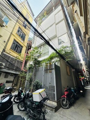 bán nhà trung kính cầu giấy dt 78/100m x 6t x mt 12,5m giá 33.3 tỷ có thương lượng