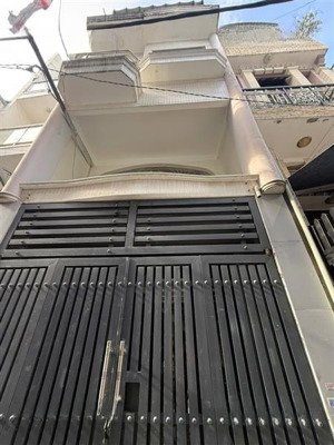 5 tỷ hơn, phạm văn hai, gần chợ, nhà hai mặt tiền ,4 tầng, 40 m2