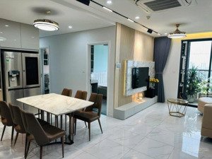 bán căn hộ 3 phòng ngủ dự án home city trung kính dt 102m2 ban công hướng mát tầng trung view đẹp