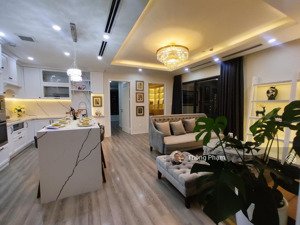 bán căn hộ chung cư tại hoàng đạo thúy, 9,3 tỷ, 110m2, 3pn, 2wc, hàng hiếm tại chính chủ