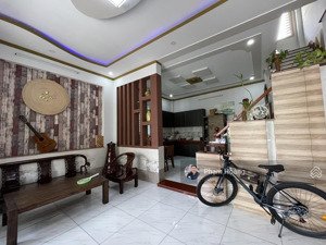 siêu phẩm bán nhà mặt tiền hà huy giáp gần sân vận động dĩ an bình dương dt78m ngang 6m đường nhựa