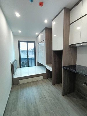 dòng tiền 1,8 tỷ/ năm - bán tòa căn hộ dv - lô góc - gần phố trung phụng 7 tầng - 96m2 - 28 tỷ