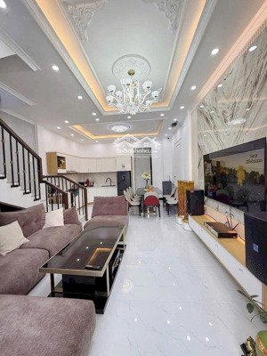 bán nhà mặt tiền ngô thì nhậm, phường 4, tp đà lạt