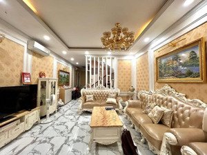 bùi ngọc dương - nhà điẹp @nêu bật
dt 60m, mt 5m, sổ chính chủ