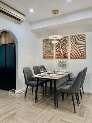 anh tôi cần bán căn hộ mulberry lane 90 m2 2 ngủ 2 vs full đồ 7.5 tỷ view hồ bc đông nam