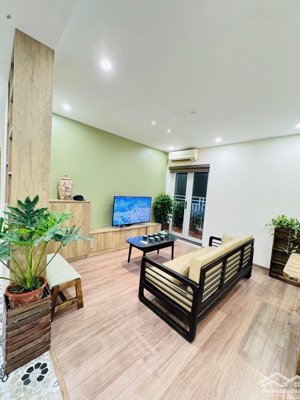 bán tập thể phân lô vip, 90m2, 2 ngủ, 2wc phố hoàng ngọc phách, láng hạ, đống đa